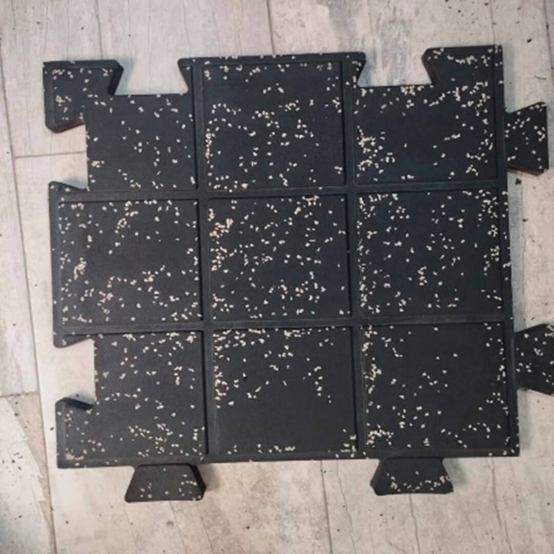 piso-en-caucho-ensamble-doble-chips-color